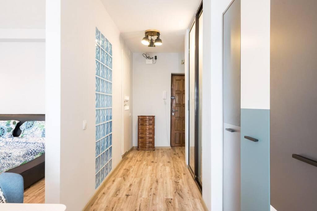 New Era Studio Near Old Town بوخارست المظهر الخارجي الصورة