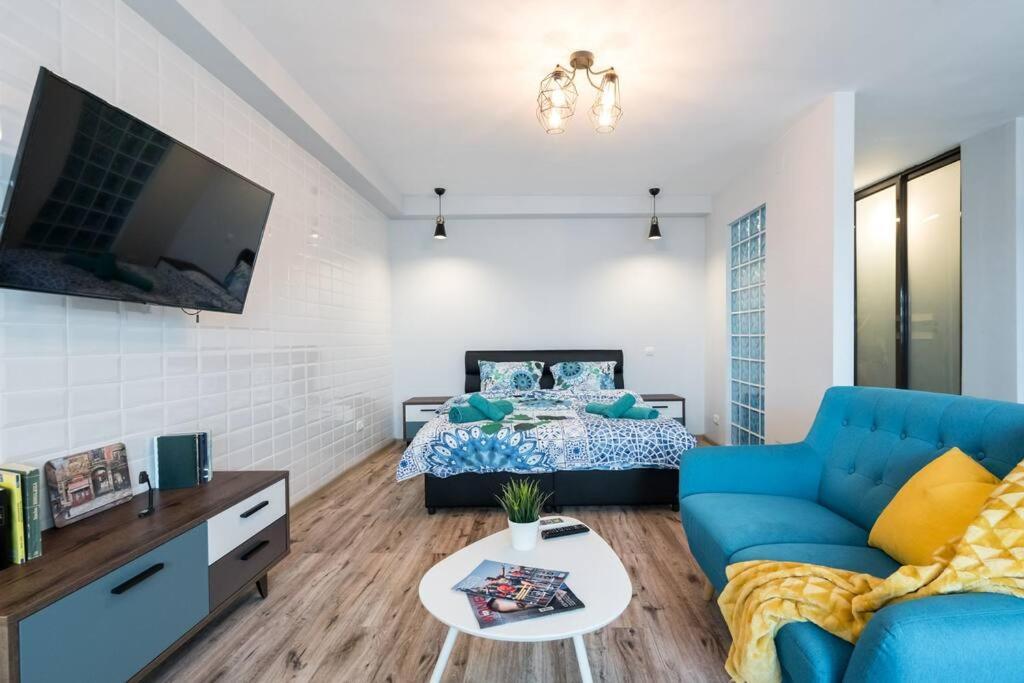 New Era Studio Near Old Town بوخارست المظهر الخارجي الصورة